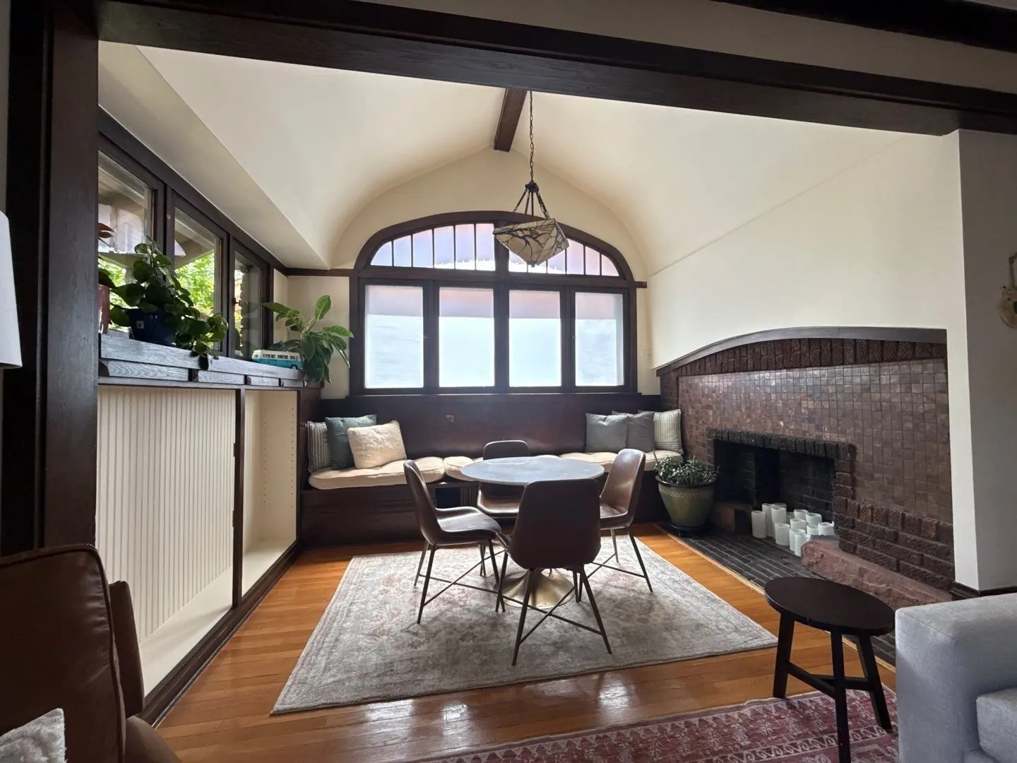A Denver living room freshly painted by Kind Home Painting